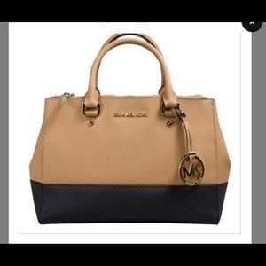 Michael Kors Sutton Saffiano Satchel - Medium